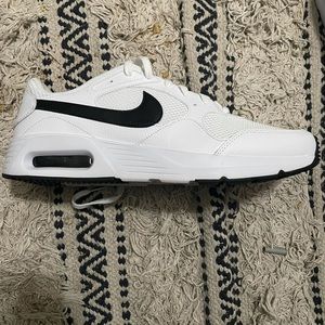 Size 13 Nike air max. Worn once.